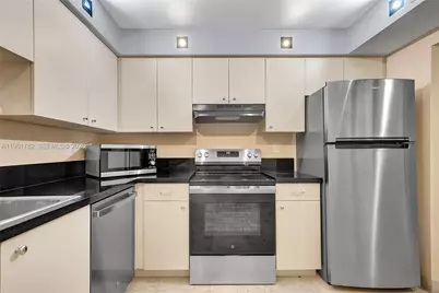 18151 NE 31st Ct #PH-208, Aventura, FL 33160 - Photo 15