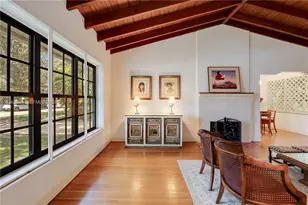 6901 Altamira St, Coral Gables, FL 33146 - Photo 5