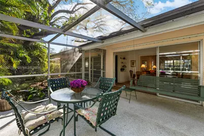 6901 Altamira St, Coral Gables, FL 33146 - Photo 25