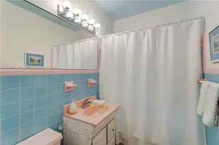 6901 Altamira St, Coral Gables, FL 33146 - Photo 21