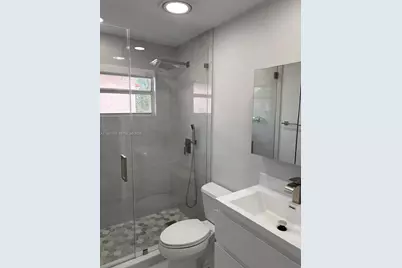 10225 NW 57th Ter #10225, Doral, FL 33178 - Photo 9