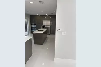 10225 NW 57th Ter #10225, Doral, FL 33178 - Photo 37