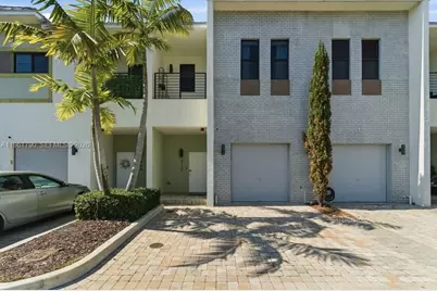 913 NW 45th Ter, Plantation, FL 33317 - Photo 1