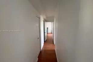 1302 NE 191st St, Miami, FL 33179 - Photo 13