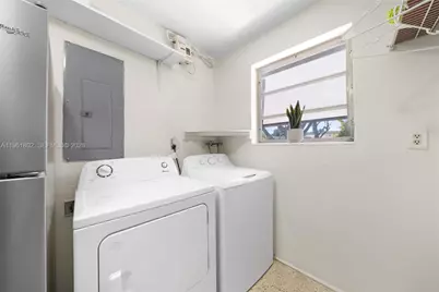 1166 W 24th St, Hialeah, FL 33010 - Photo 27