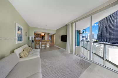 480 NE 30th St #1402, Miami, FL 33137 - Photo 13