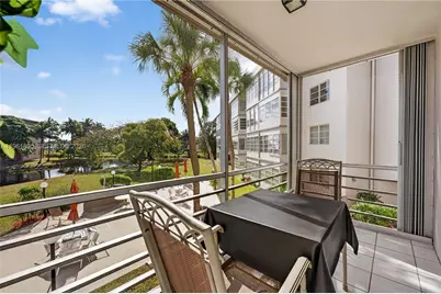 2800 NW 47th Ter #205B, Lauderdale Lakes, FL 33313 - Photo 25