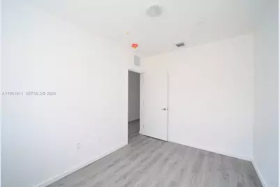 810 7th St #104, Miami Beach, FL 33139 - Photo 7