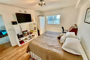 275 NE 18th St, Miami, FL 33132 - Photo 19