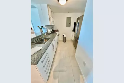 275 NE 18th St #1705, Miami, FL 33132 - Photo 15