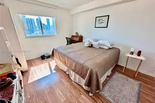 275 NE 18th St, Miami, FL 33132 - Photo 21