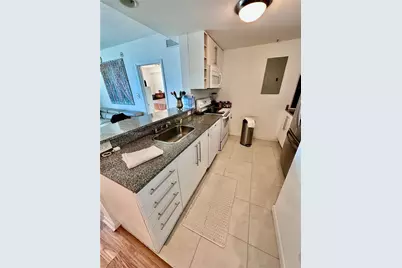 275 NE 18th St #1705, Miami, FL 33132 - Photo 13