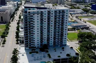 275 NE 18th St, Miami, FL 33132 - Photo 25