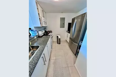 275 NE 18th St #1705, Miami, FL 33132 - Photo 17