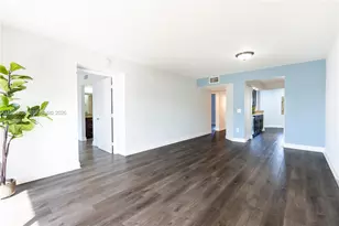 1600 SW 127th Way, Pembroke Pines, FL 33027 - Photo 3