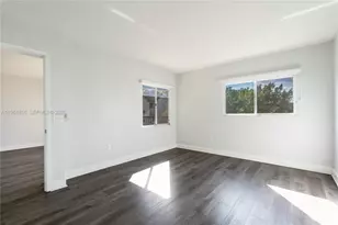 1600 SW 127th Way, Pembroke Pines, FL 33027 - Photo 13