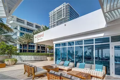 6801 Collins Ave #1110 (Door 1106), Miami Beach, FL 33141 - Photo 23