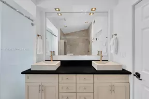 1161 Sunset Dr, Coral Gables, FL 33143 - Photo 9