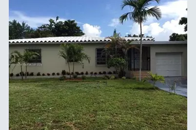 730 NE 139 St, North Miami, FL 33161 - Photo 1