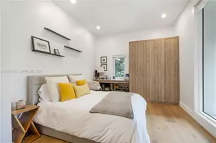 279 Galeon Ct, Coral Gables, FL 33143 - Photo 19