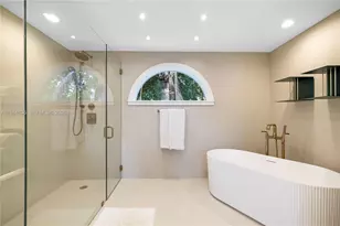 279 Galeon Ct, Coral Gables, FL 33143 - Photo 15