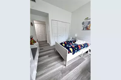 9725 NW 52nd St #114, Doral, FL 33178 - Photo 7