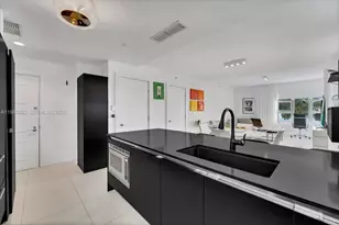 3739 Collins Ave, Miami Beach, FL 33140 - Photo 17