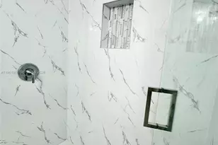 10237 NW 9th St Cir, Miami, FL 33172 - Photo 27