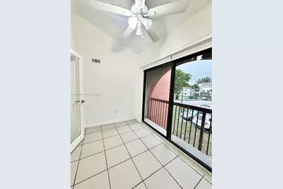 10237 NW 9th St Cir #210-4, Miami, FL 33172 - Photo 13