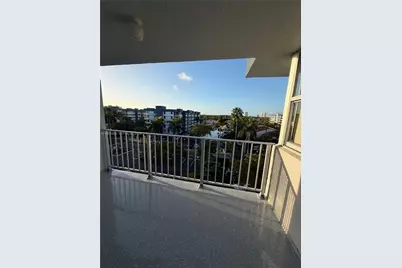 16546 NE 26th Ave #6H, North Miami Beach, FL 33160 - Photo 9
