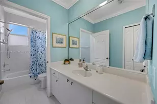 15910 SW 69th Ln, Miami, FL 33193 - Photo 17