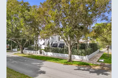 1222 Cortez St, Coral Gables, FL 33134 - Photo 53