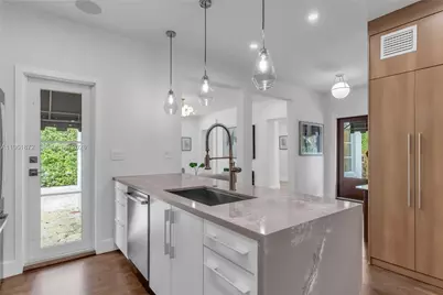 1222 Cortez St, Coral Gables, FL 33134 - Photo 9