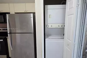 1251 SE 29th St, Homestead, FL 33035 - Photo 5