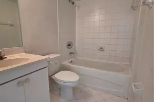 1251 SE 29th St, Homestead, FL 33035 - Photo 11