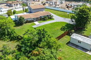 19450 SW 125th Ave, Miami, FL 33177 - Photo 17