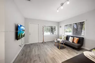 970 SW 9th St, Miami, FL 33130 - Photo 3