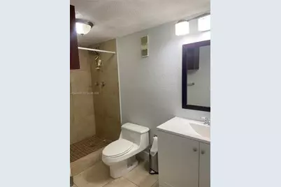 665 NE 195th St #119, Miami, FL 33179 - Photo 11