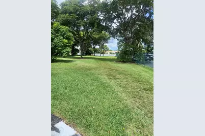 665 NE 195th St #119, Miami, FL 33179 - Photo 31