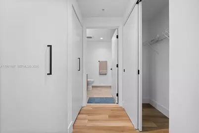 650 SW 1st St #405, Miami, FL 33130 - Photo 9