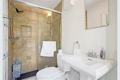 1247 NE 101st St, Miami Shores, FL 33138 - Photo 25