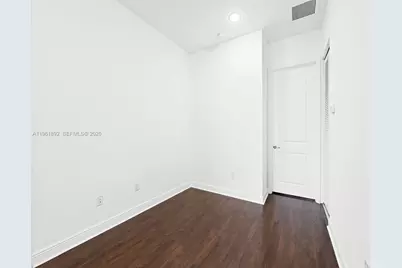 1732 NW 124th Pl, Pembroke Pines, FL 33028 - Photo 21