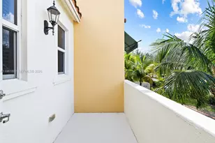 1732 NW 124th Pl, Pembroke Pines, FL 33028 - Photo 15