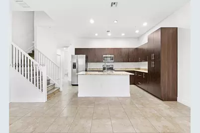 1732 NW 124th Pl, Pembroke Pines, FL 33028 - Photo 3