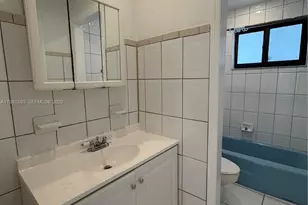 17150 NE 23rd Ave, North Miami Beach, FL 33160 - Photo 9