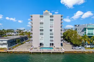 2016 Bay Dr, Miami Beach, FL 33141 - Photo 3