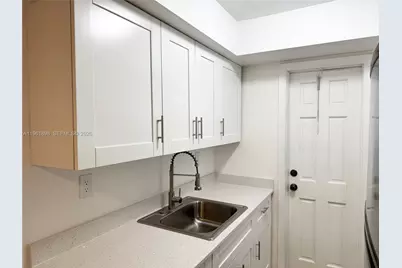 31 NW 163rd St #39, Miami, FL 33169 - Photo 9