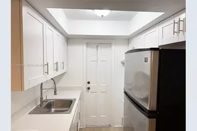 31 NW 163rd St #39, Miami, FL 33169 - Photo 1