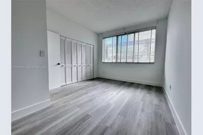 540 Brickell Key Dr #302, Miami, FL 33131 - Photo 11