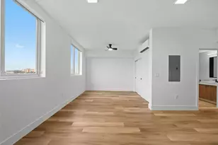 650 SW 1st St, Miami, FL 33130 - Photo 5